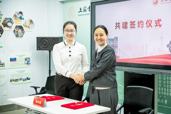 一堂行走在校园里的跨学段电力启蒙课——电气工程学部携手老港镇共筑“科普+思政”新平台 一堂行走在校园里的跨学段电力启蒙课——电气工程学部携手老港镇共筑“科普+思政”新平台